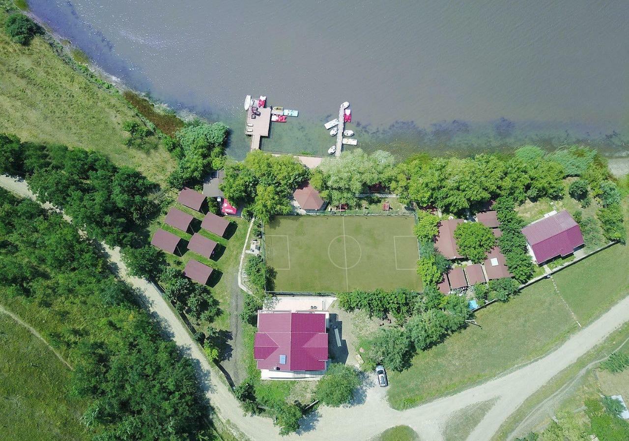 Enpi Lake Resort Iasi Exterior photo